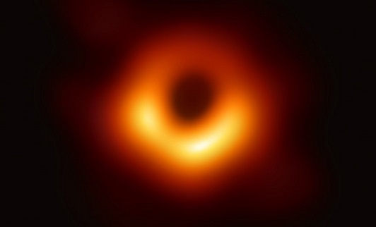 Black_hole_-_Messier_87_crop_max_res.jpg