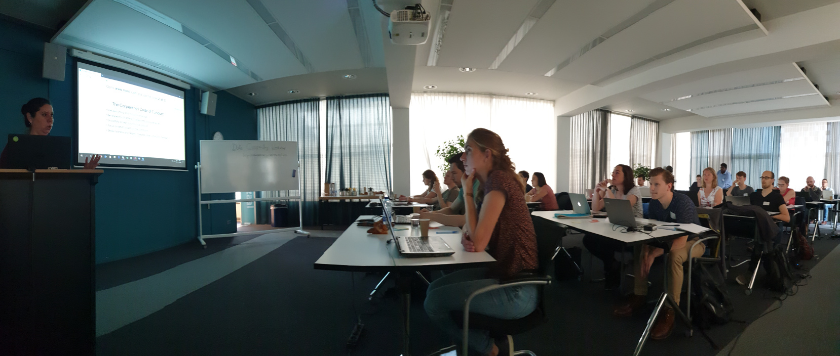 Researchers attend TU Delft’s first Genomics Carpentry to ‘shape up’ their data science skills