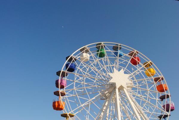 Fairground ferris wheel